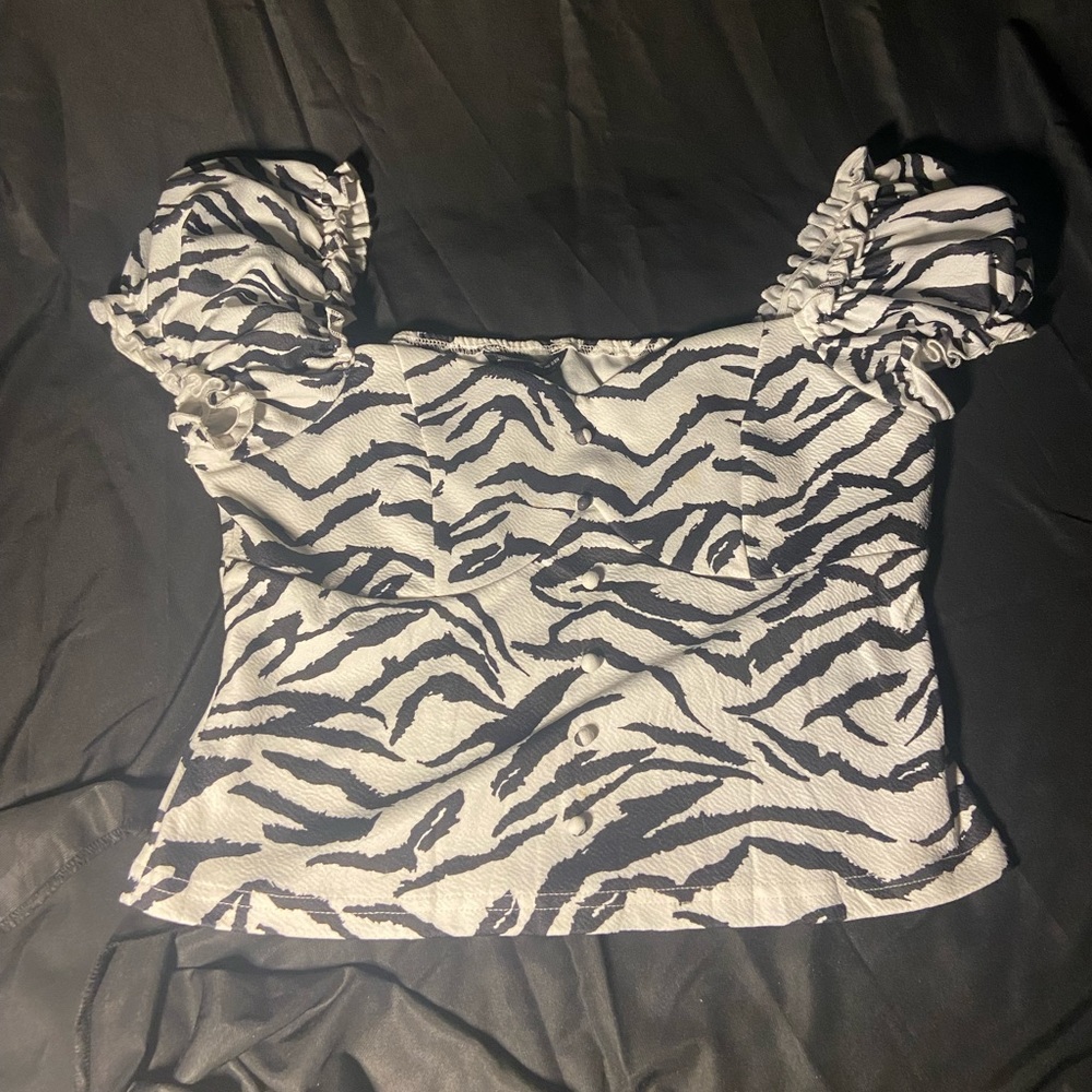 Zebra Top